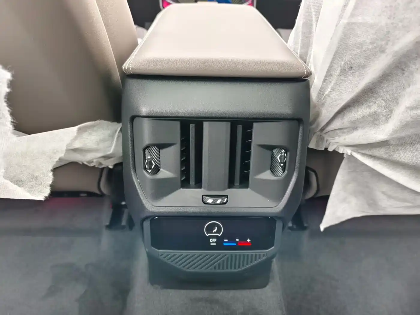 BMW X3 2026 xDrive30L Leading Trim M Sport Shadowline Package фото 17
