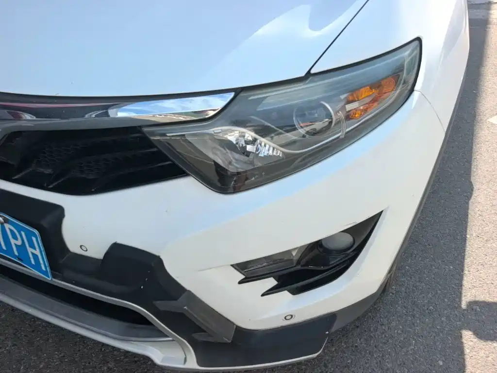 Soueast DX7 2015 2015 1.5T Manual Luxury