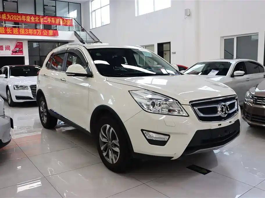 BAIC Senova X65 2015 2015 2.0T Automatic Luxury