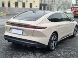 Фото 9 - NIO ET5