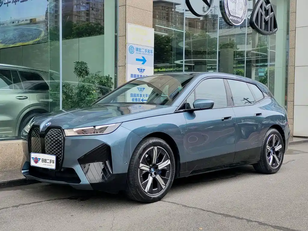 BMW iX 2022