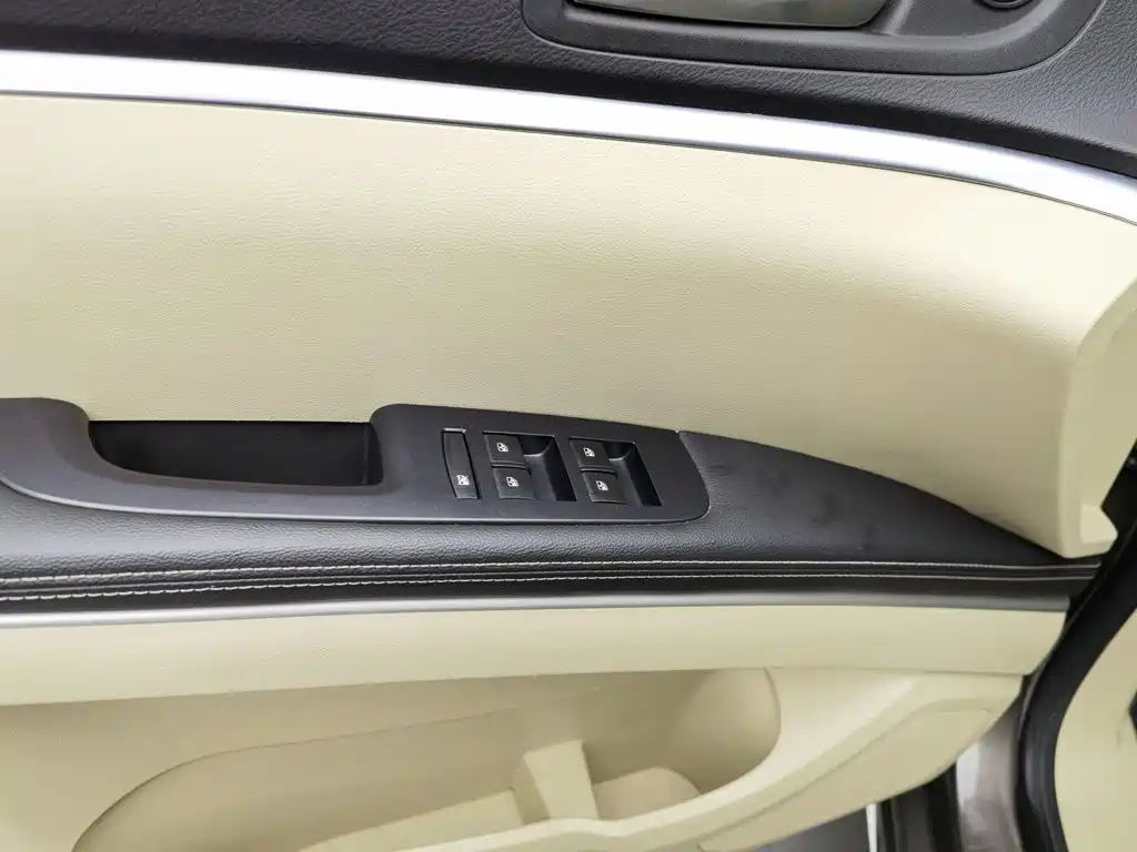 Buick GL8, миниатюра 9