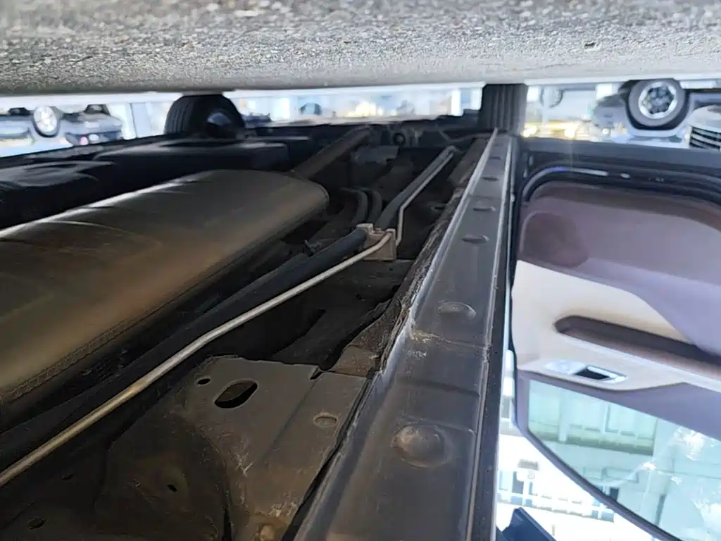 Besturn M9 2023 2023 Model 2.0T Supreme Edition