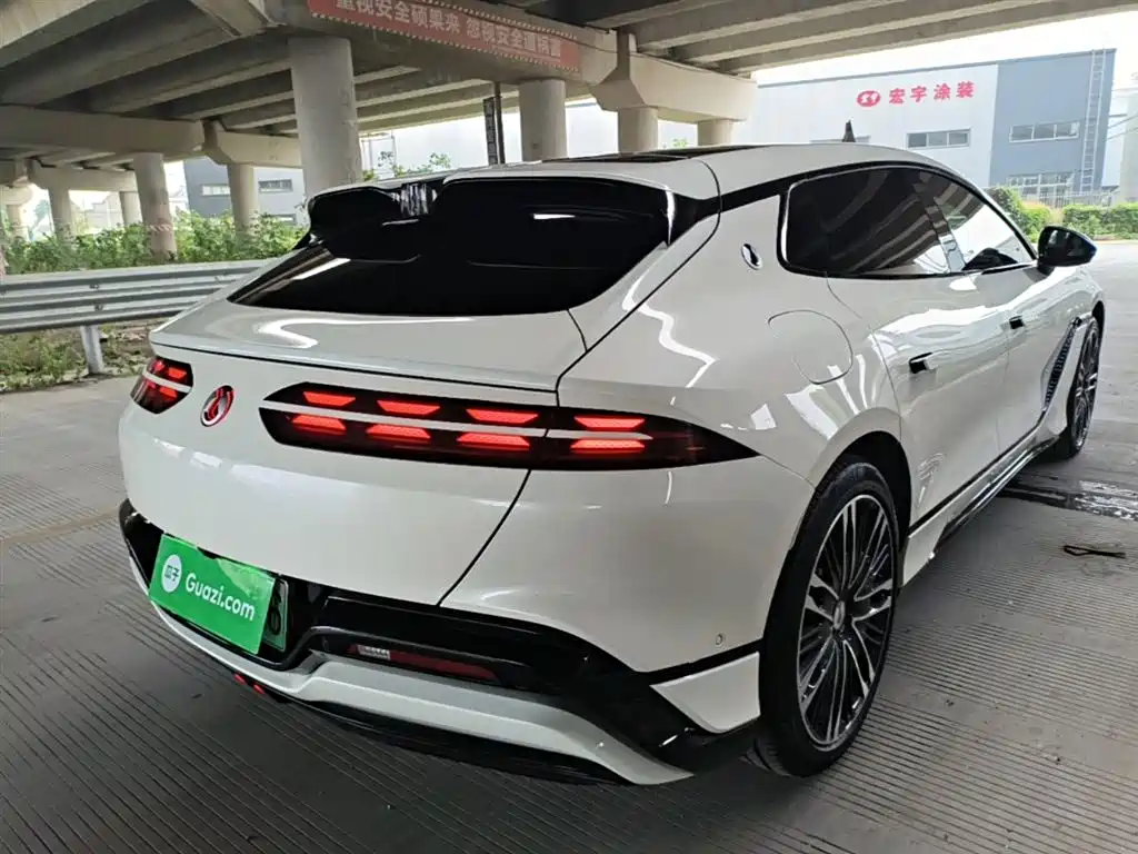 Denza Z9GT 2024 1100 AWD Ultra Edition фото 8