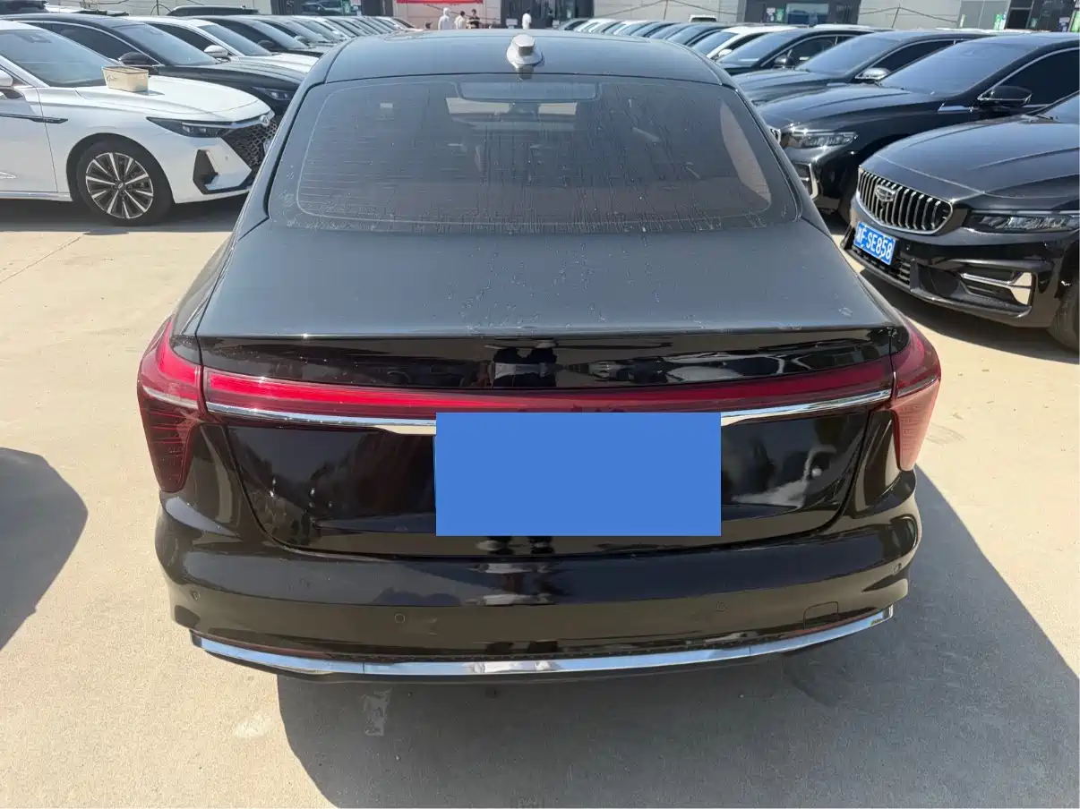 Hongqi H5 2023 1.5T DCT Smart Connect Joy Edition фото 16