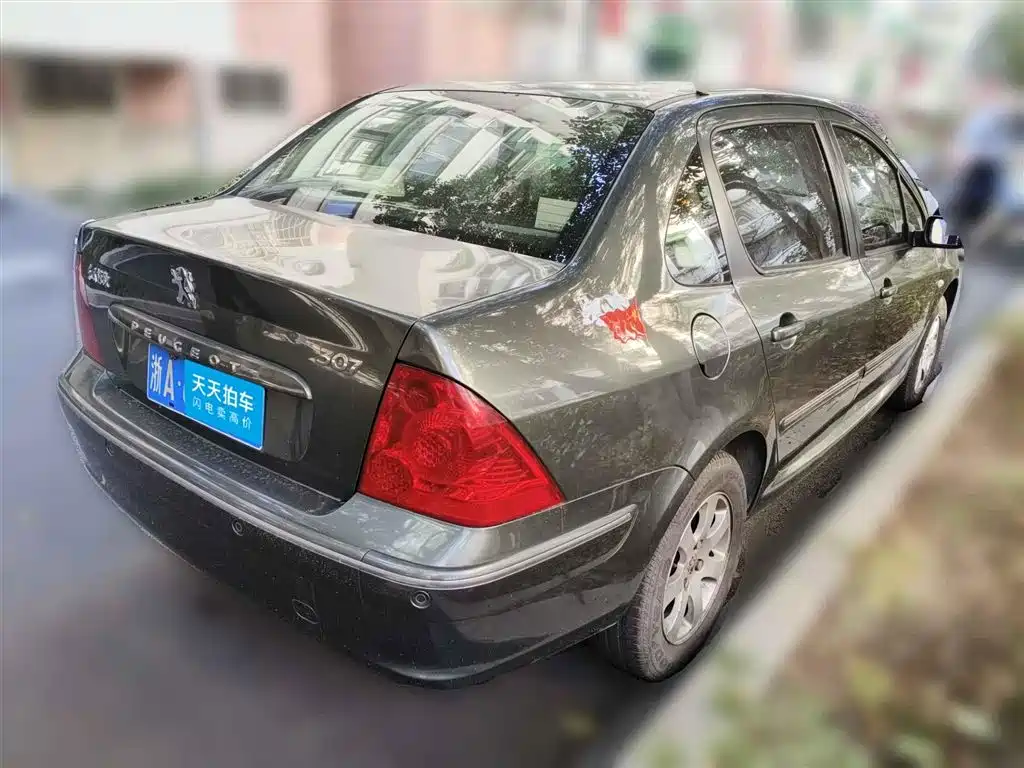 Peugeot 307 2010 2010 Model Sedan 1.6L Automatic Luxury Edition