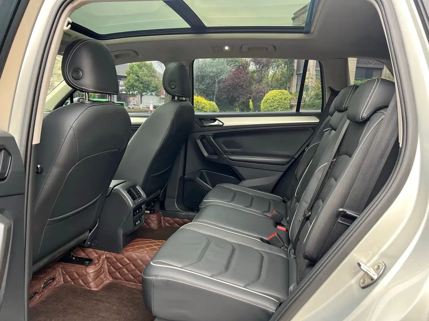Volkswagen Tiguan L 2018 380TSI Automatic AWD Flagship Edition фото 10