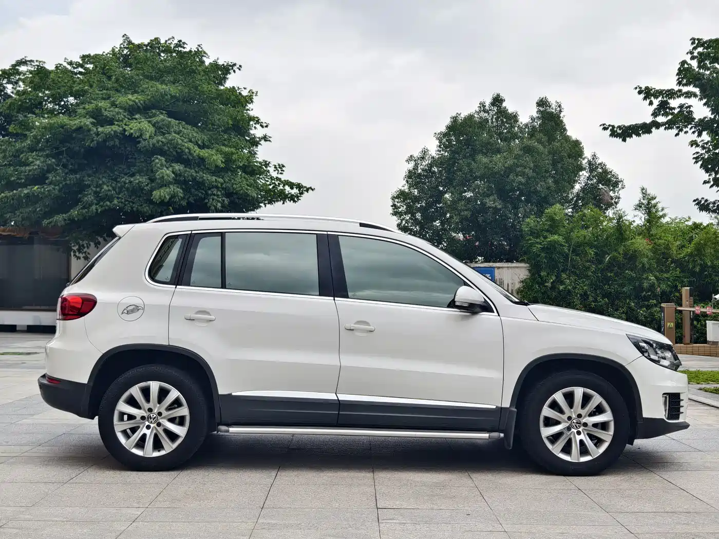 Volkswagen Tiguan 2015 1.8TSI Automatic 4WD Highline фото 8