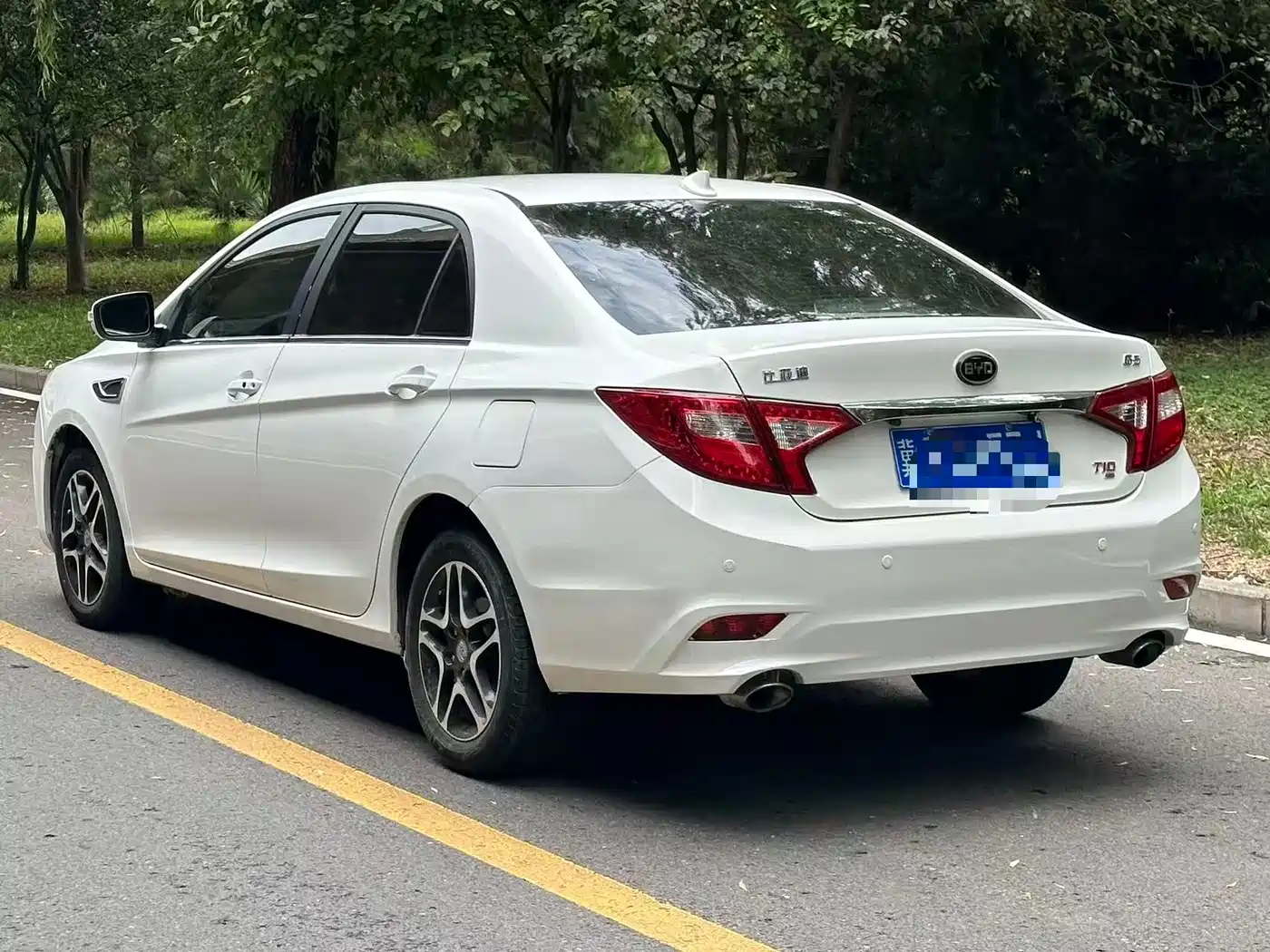 BYD G5 2015 2014 1.5TID Automatic Premium
