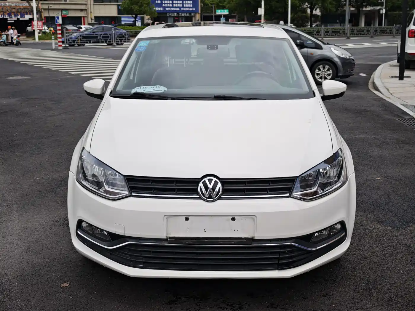 Volkswagen Polo 2018 1.5L Auto Comfort фото 2