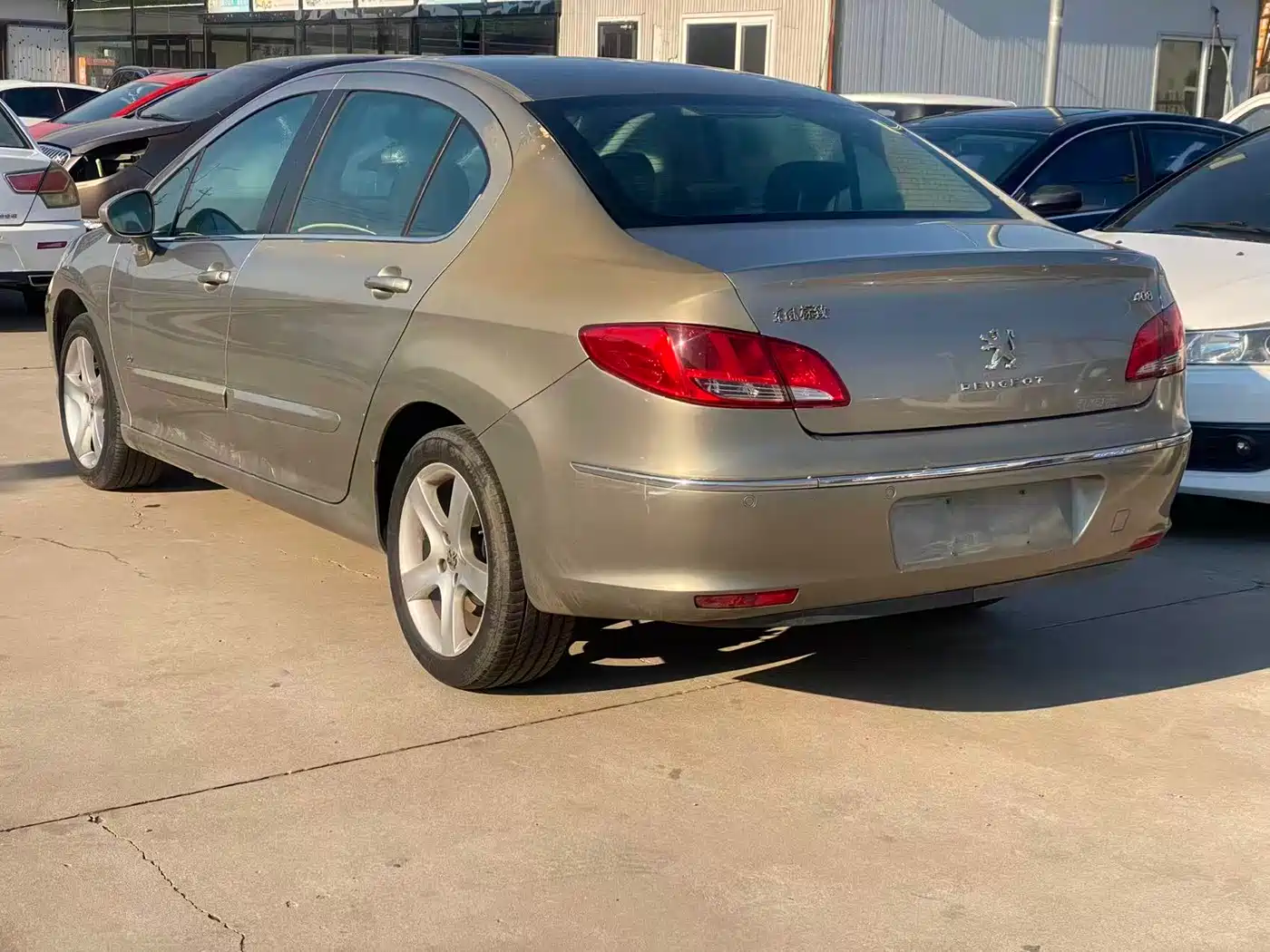 Peugeot 408 2011 1.6L Manual Comfort Edition фото 4