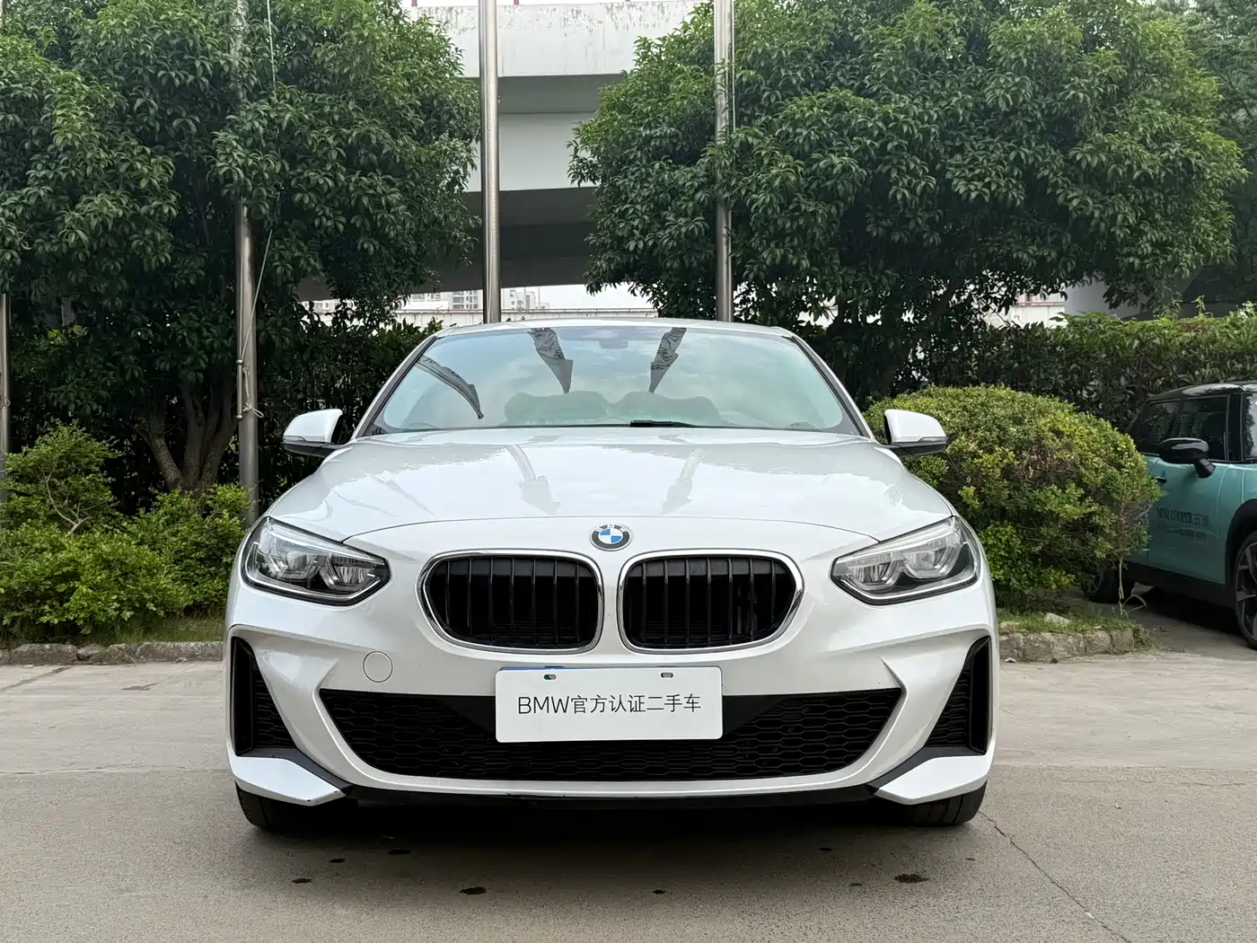 BMW 1 Series 2020 Model 125i Leading M Sport Package фото 2
