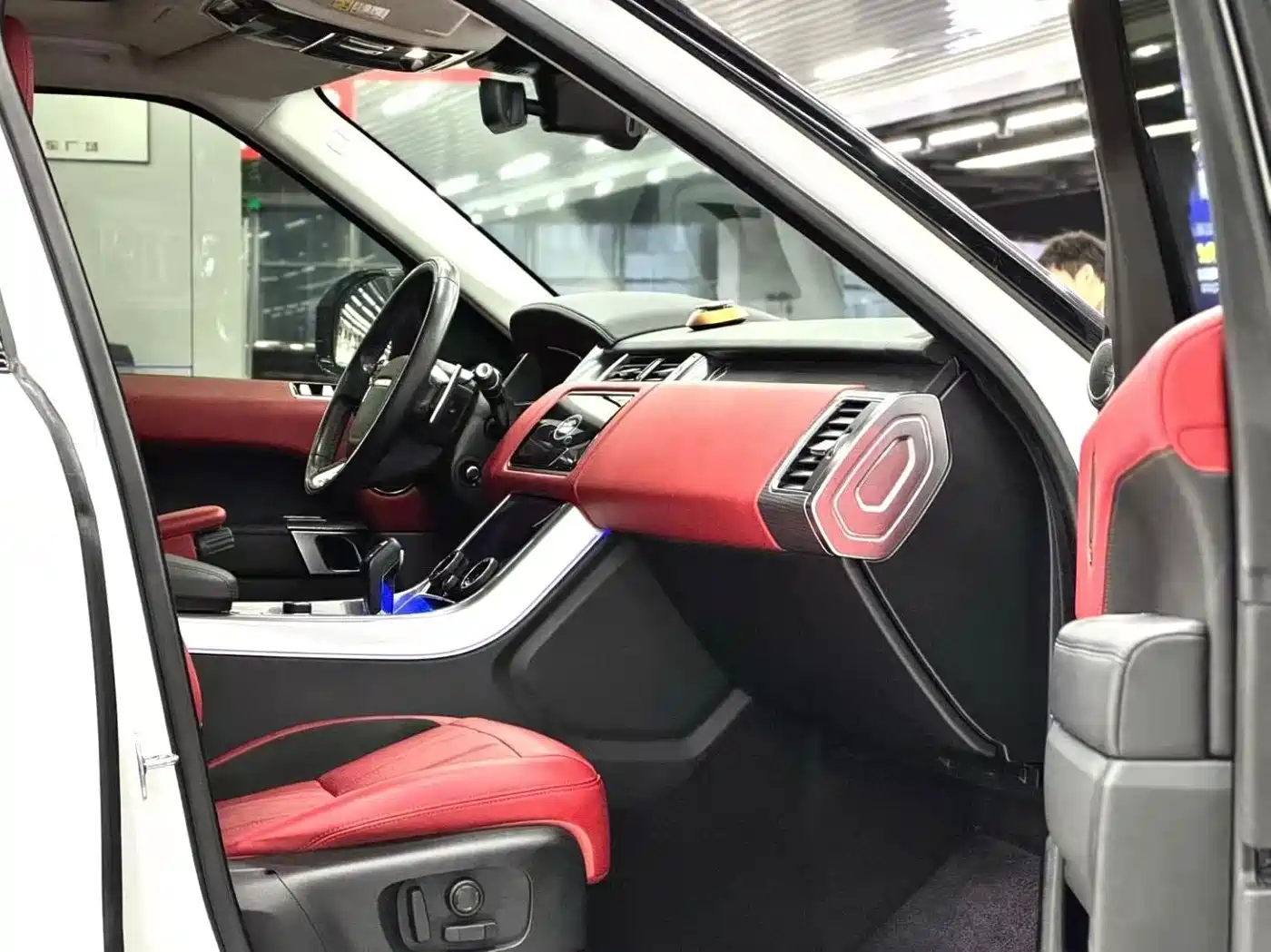 Фото 6 - Land Rover Range Rover Sport