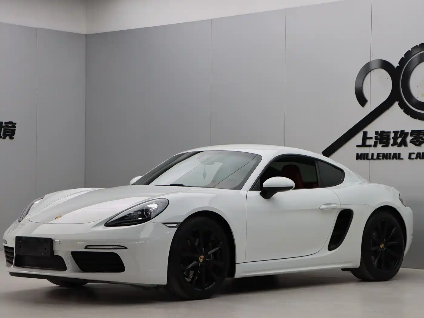 Porsche 718 2016 Cayman 2.0T фото 3