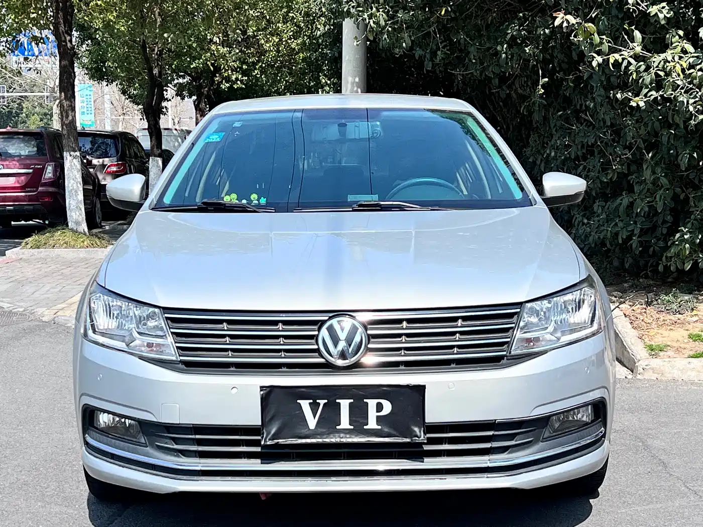 Volkswagen Lavida 2017 1.6L Automatic Comfort Edition фото 2