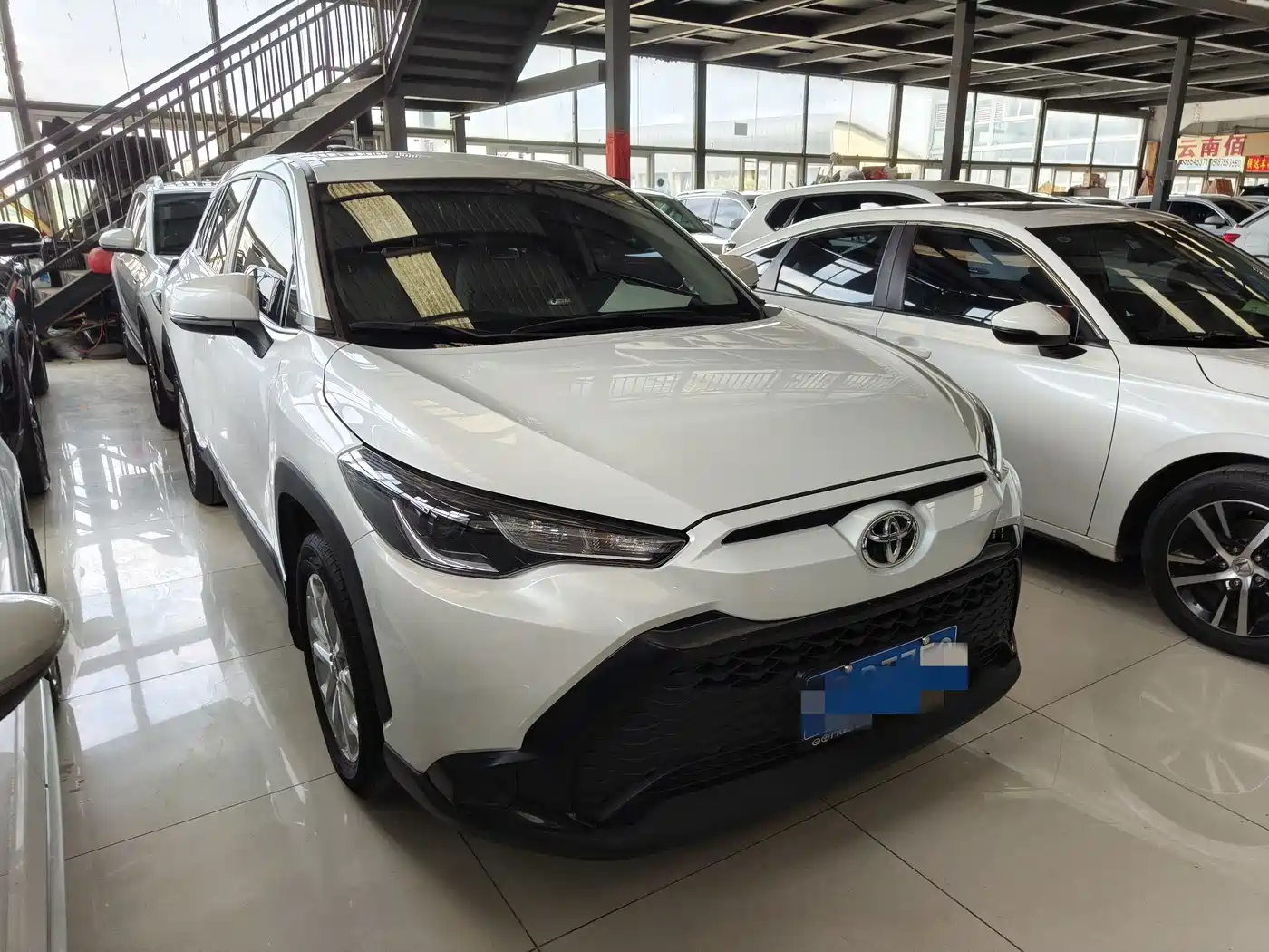 Toyota Frontlander 2024 2.0L CVT Elite Edition фото 3