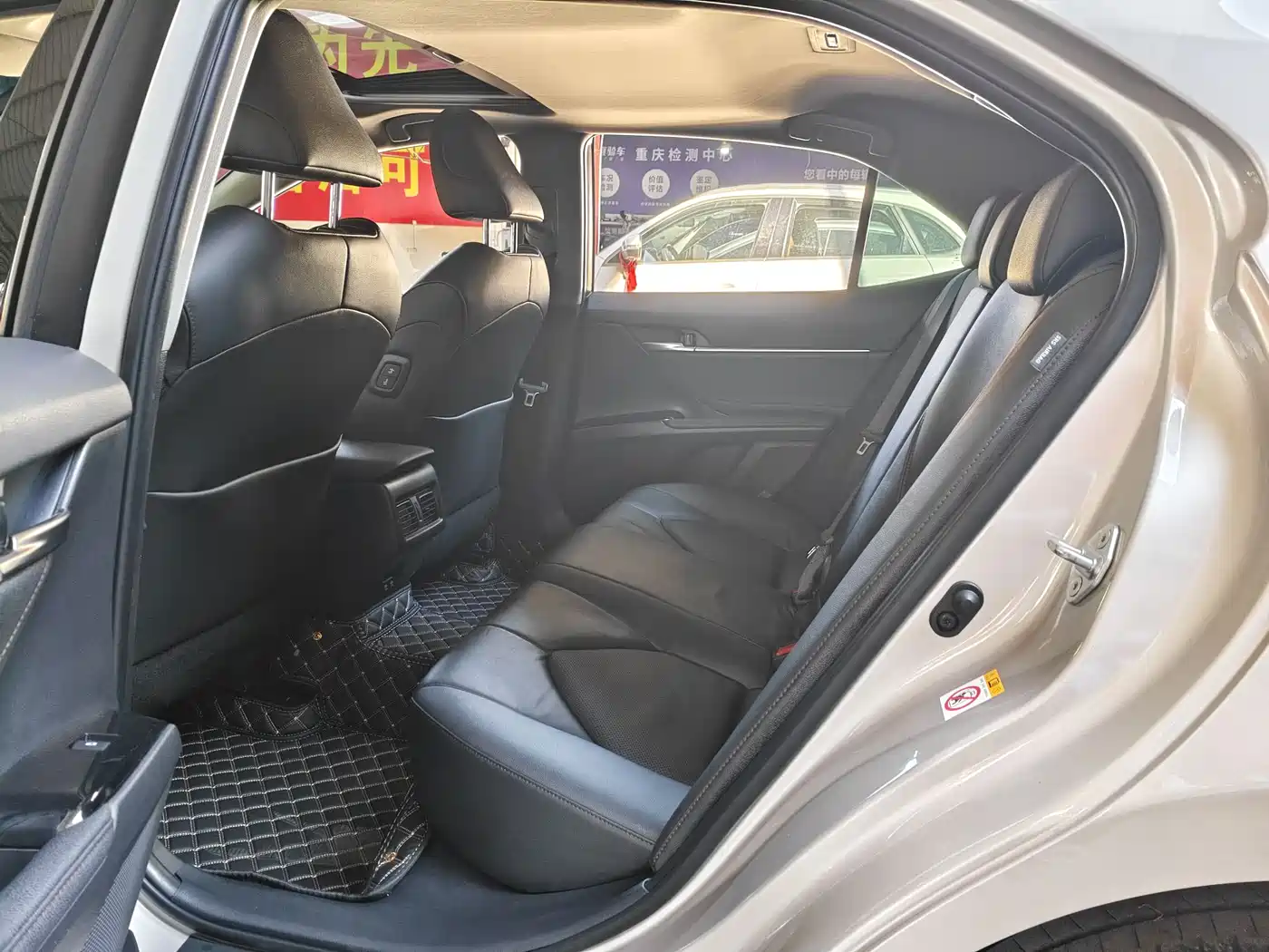 Toyota Camry 2018 2.0G Luxury Edition фото 6