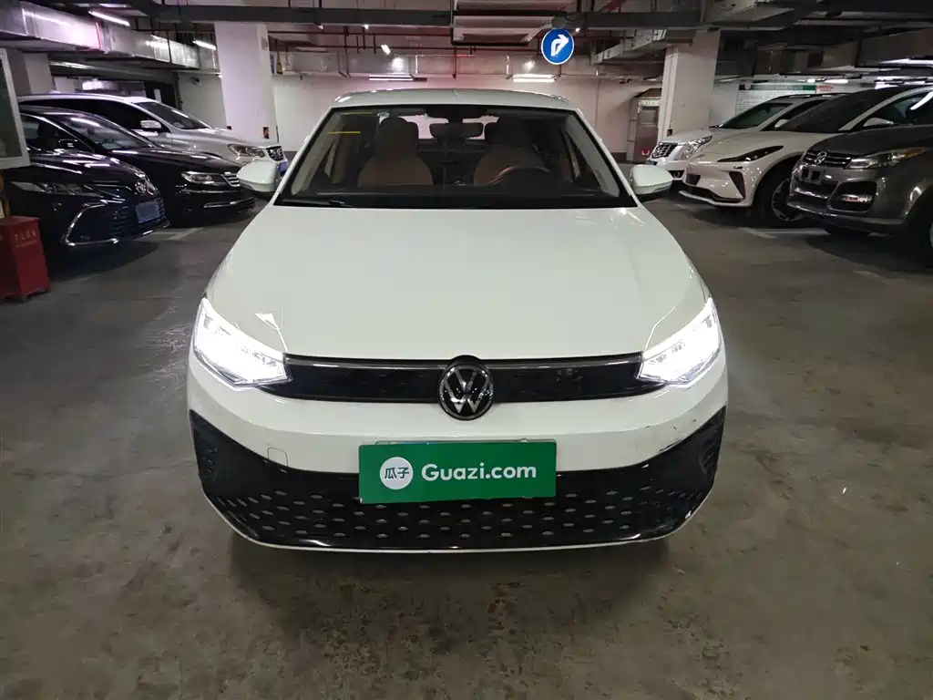 Volkswagen Lavida 2023 New Sharp 1.5L Auto Premium Edition фото 3