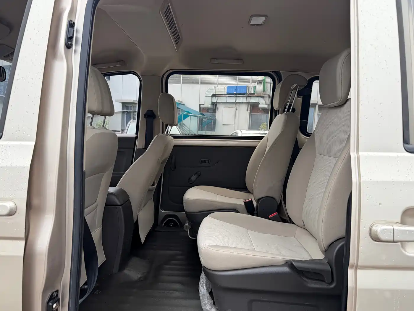 Wuling Motors Wuling Rongguang V 2016 2016 1.2L Standard