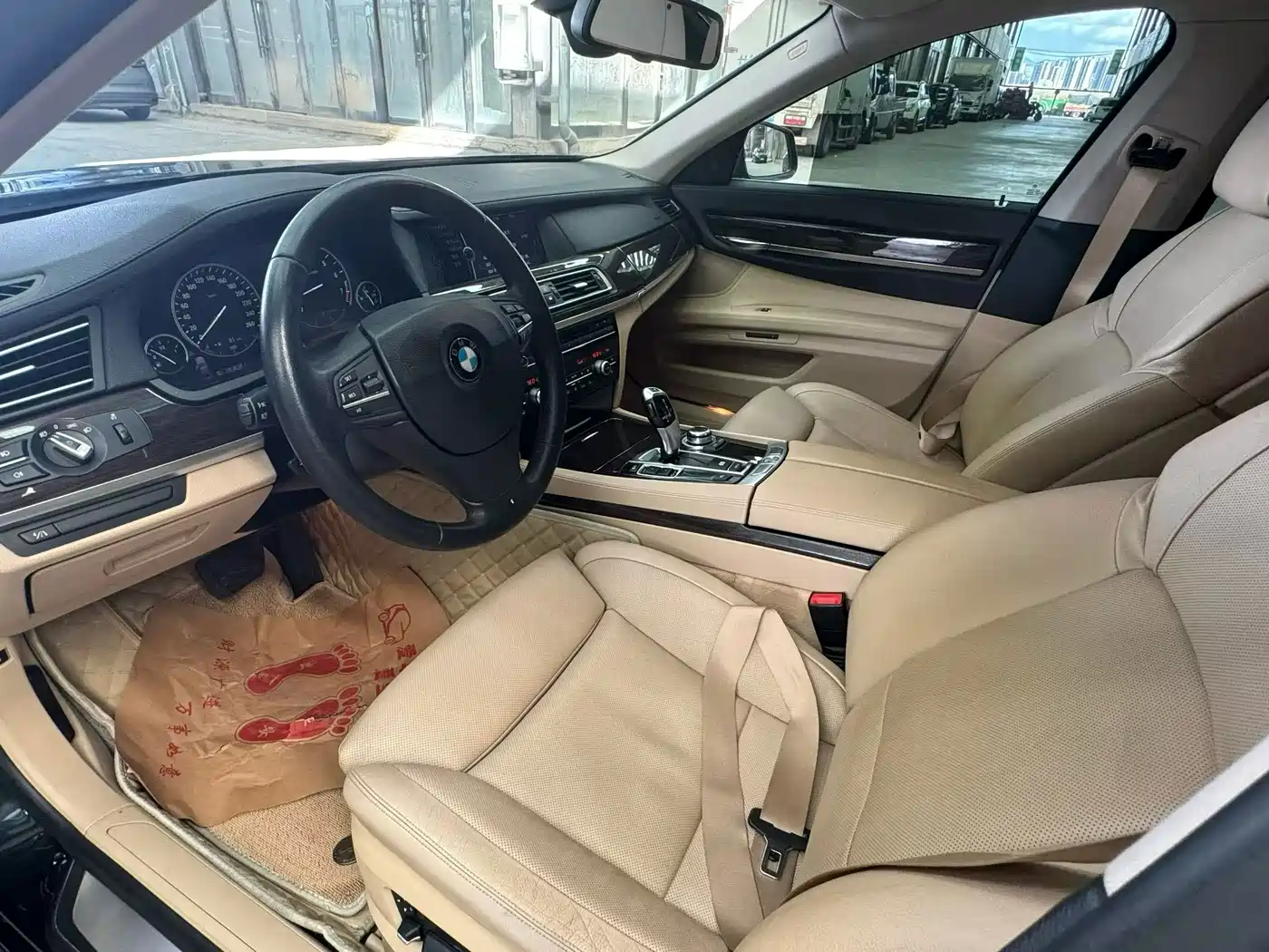 BMW 7 Series 2011 2010 750Li