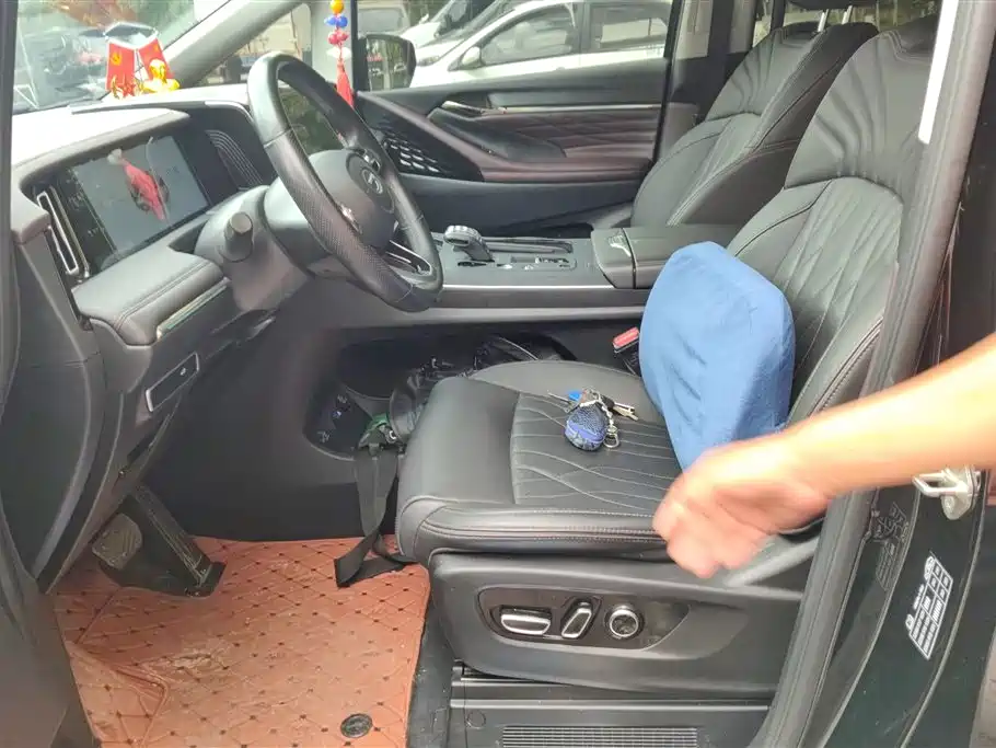 GAC Trumpchi Trumpchi M8 2024 Master Series 400T Ultimate Edition фото 9