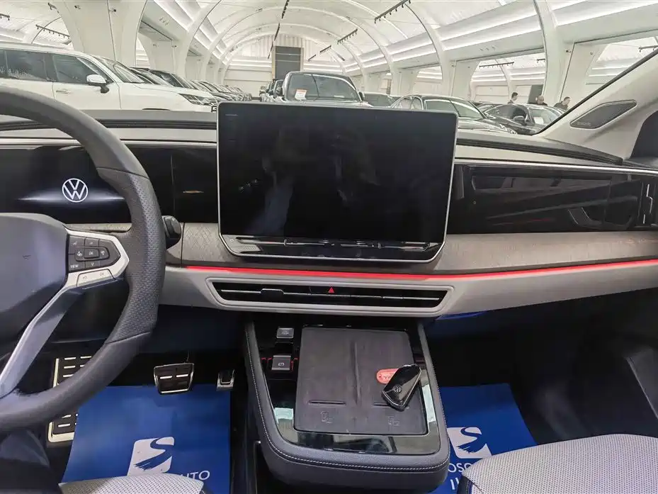 Volkswagen Talagon 2025 450TSI R-Line 6-Seater фото 7