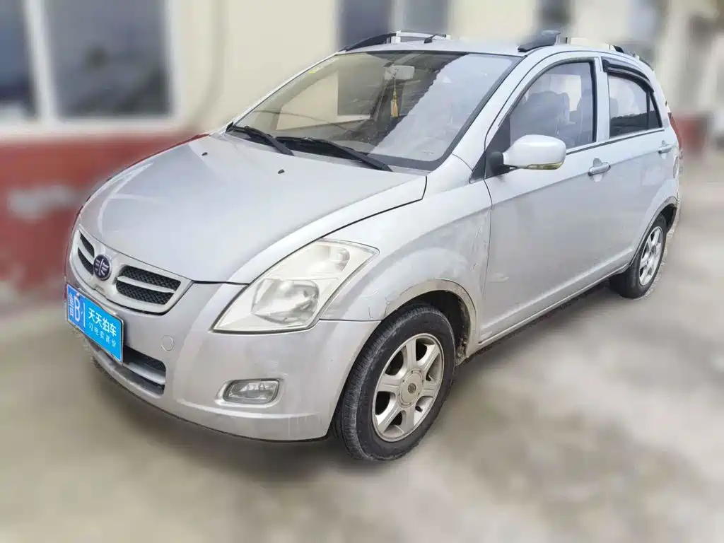 FAW Weizhi V2 2012 2010 1.3L AMT Flagship