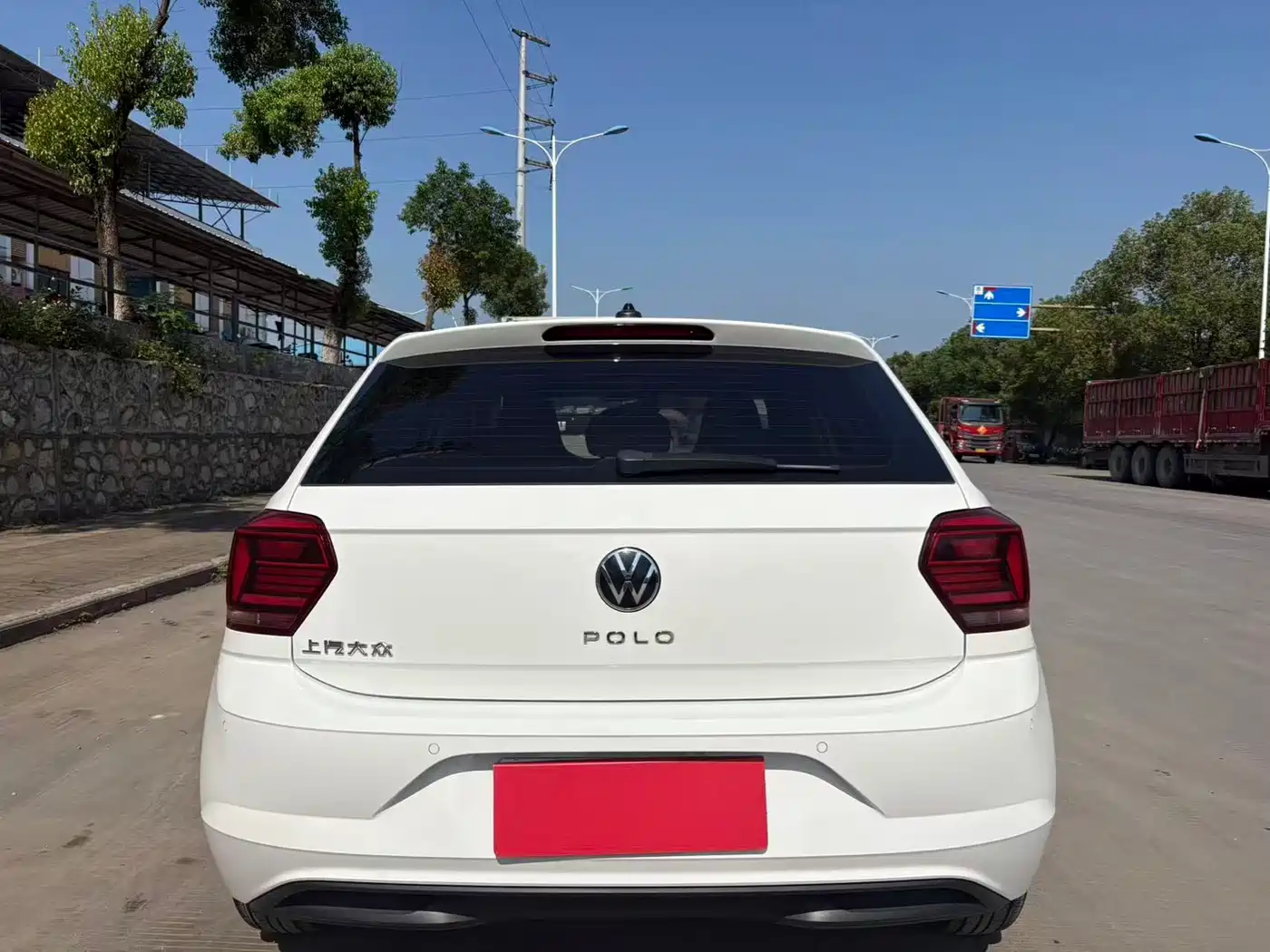Volkswagen Polo 2021 Plus 1.5L Automatic Colorful Tech Edition фото 8