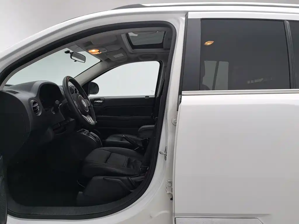 Jeep Compass (Import) 2013 2013 2.4L AWD Sport