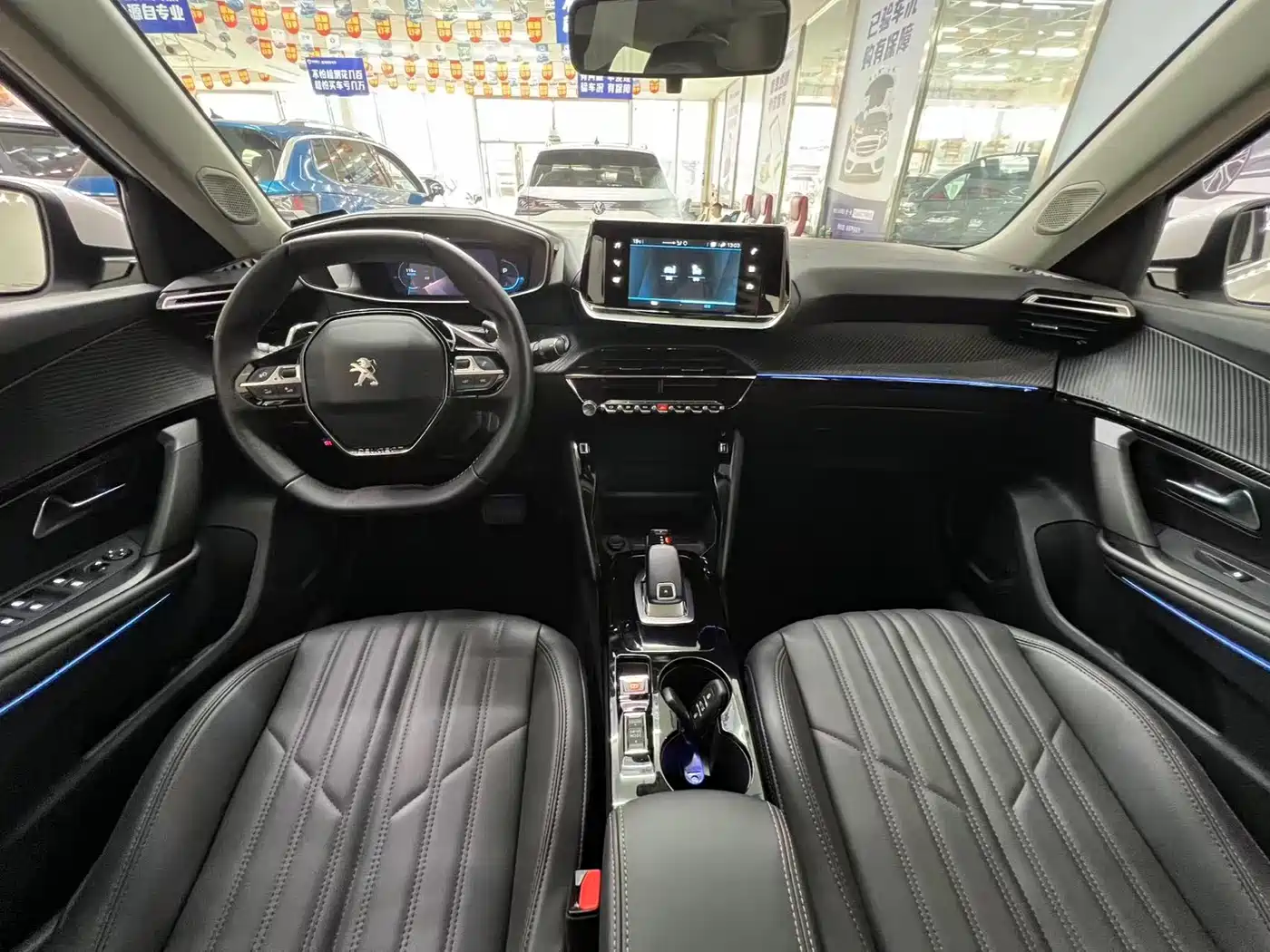 Peugeot 2008 2022 230THP THE ONE фото 8