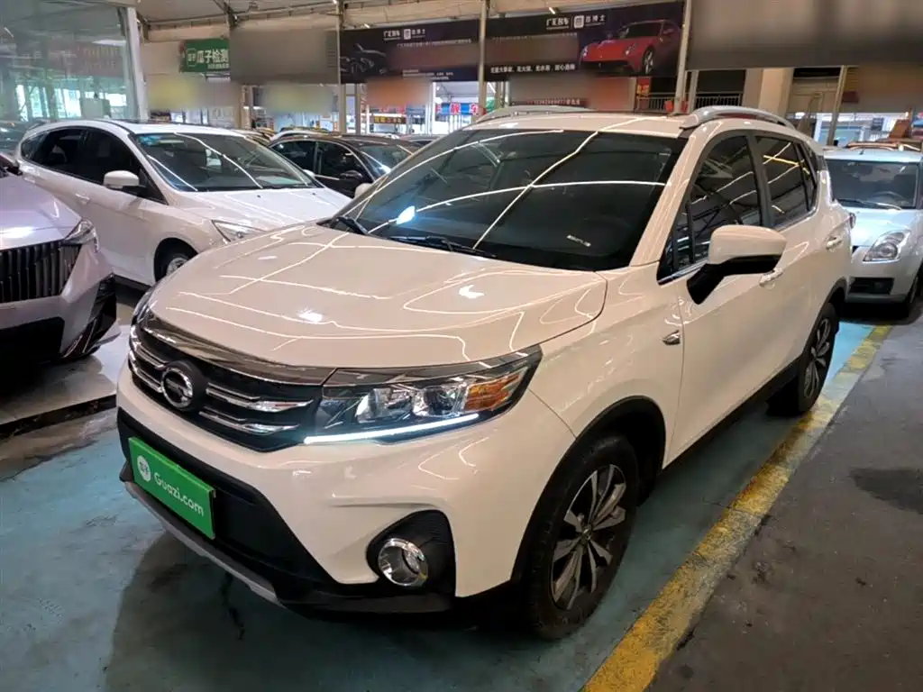 GAC Trumpchi Trumpchi GS3 2019 235T Automatic Elite Edition фото 2
