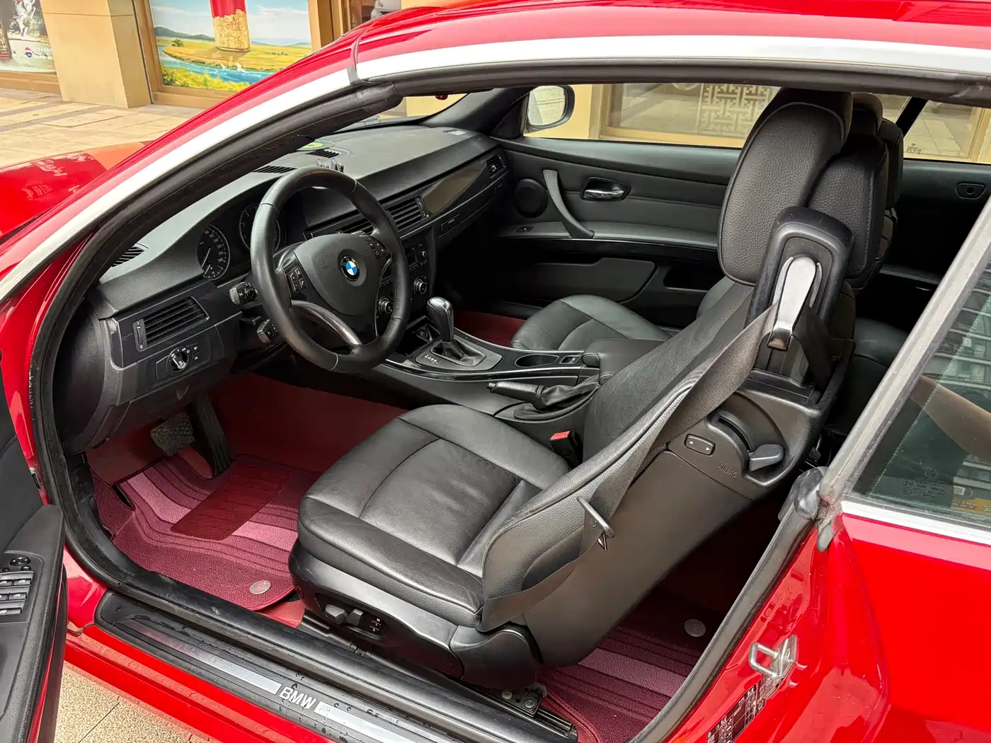 BMW 3 Series (Import) 2011 320i Convertible фото 7