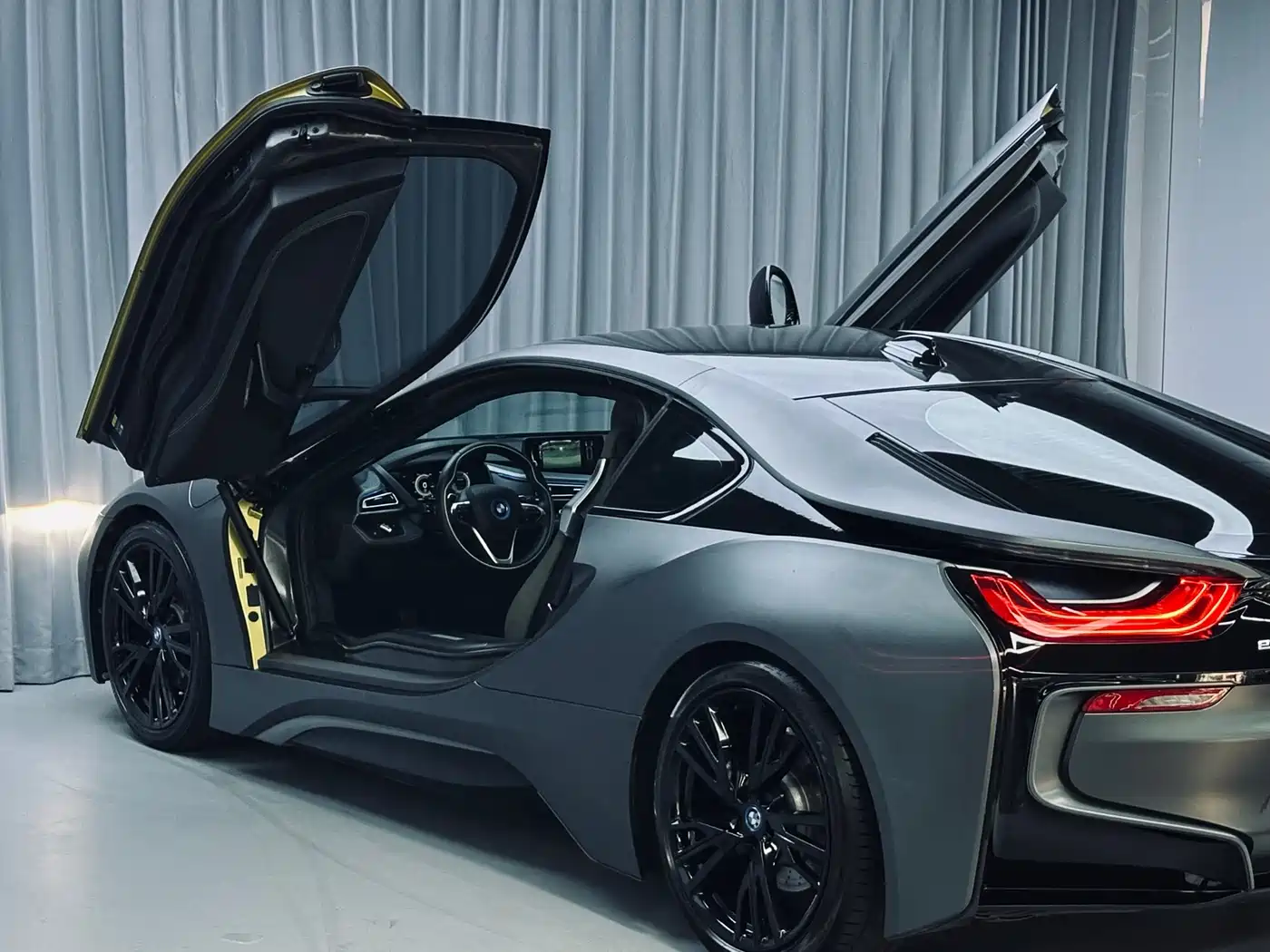 BMW i8 2019 2014 Standard