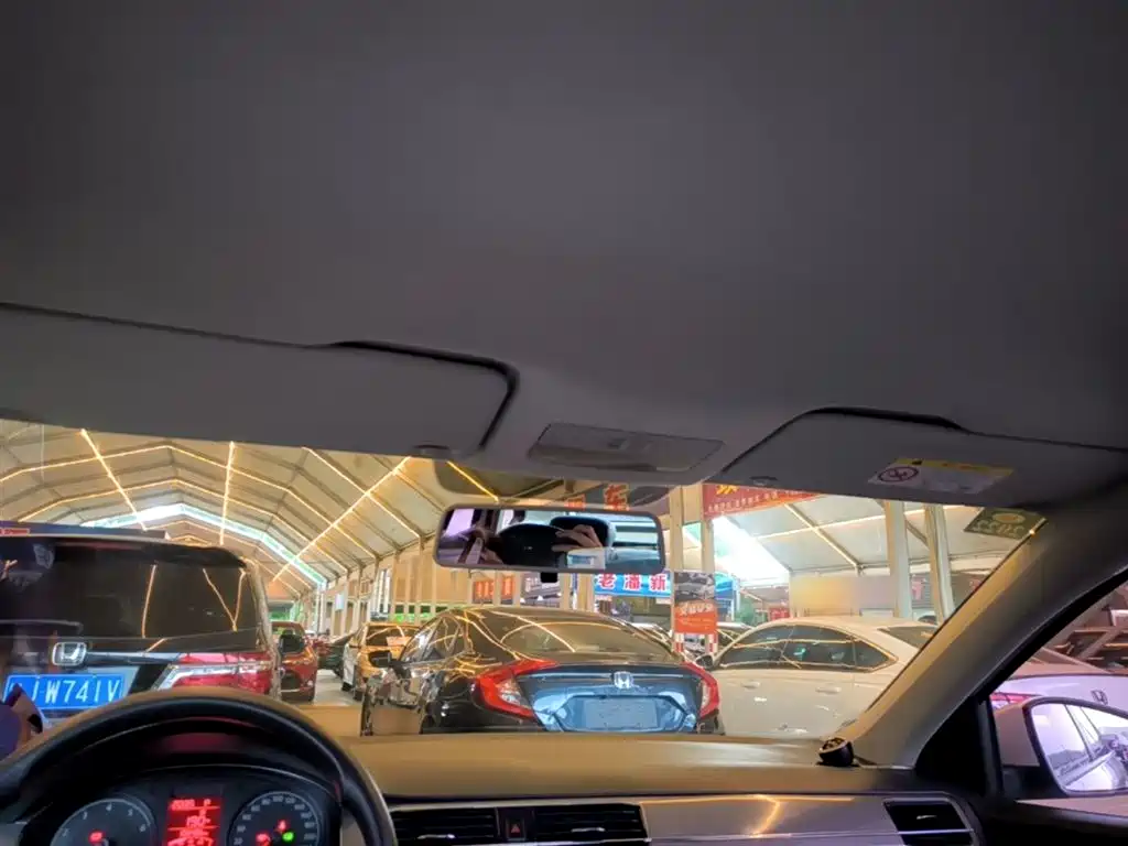 Volkswagen Santana 2017 Gran Santana 1.6L Auto Trendline фото 18
