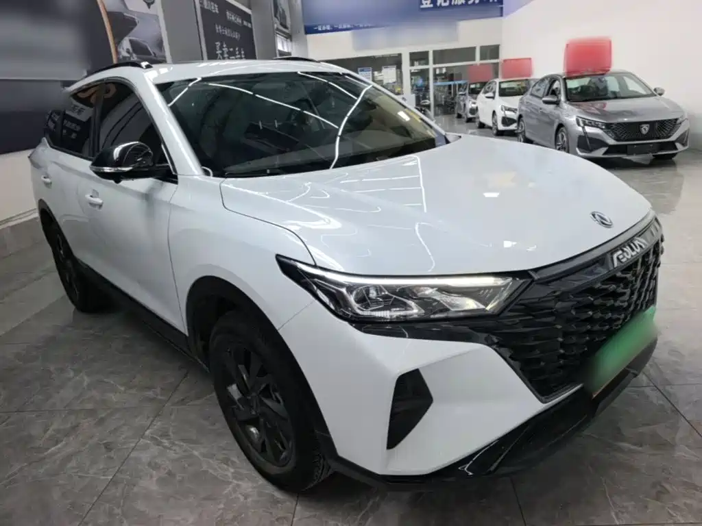 Dongfeng Aeolus Dongfeng Fengshen AX7 2025 2023 Mach Edition 1.5T DCT Champion Legend Edition