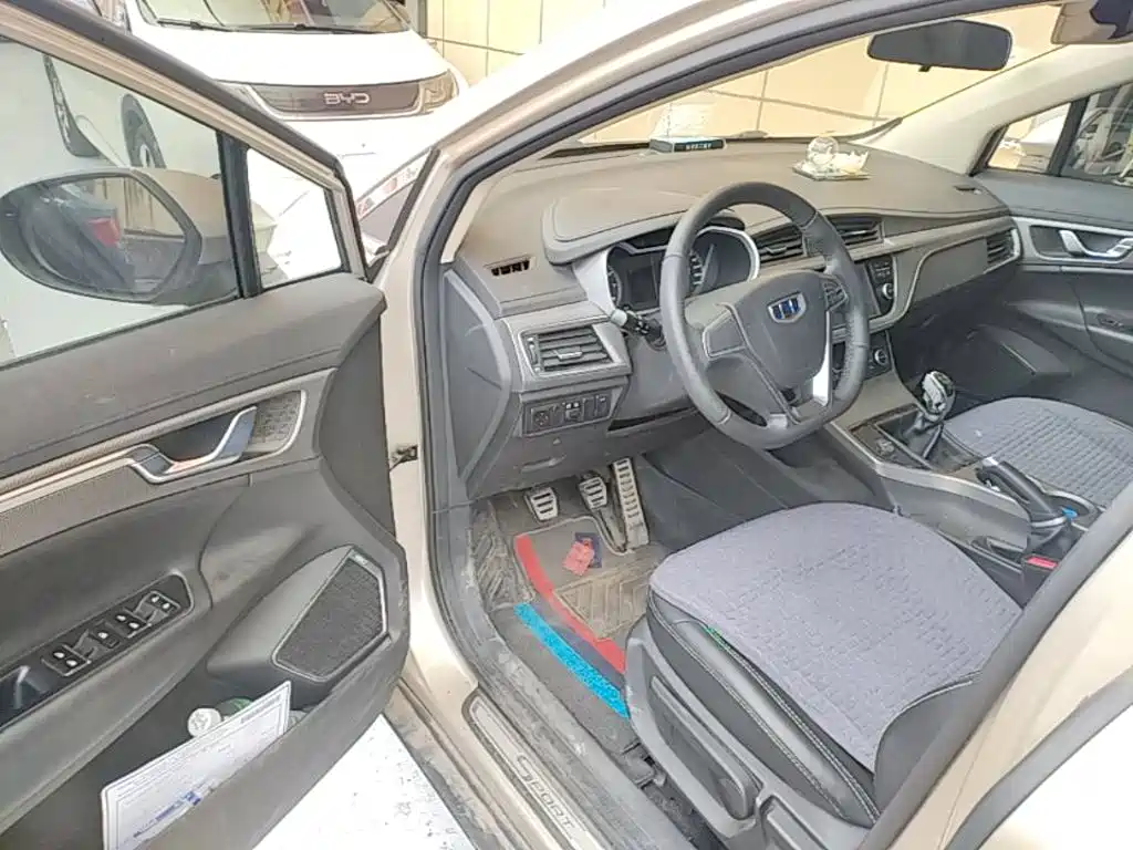 Geely Emgrand GS 2016 2016 Sport Edition 1.8L Manual Premium