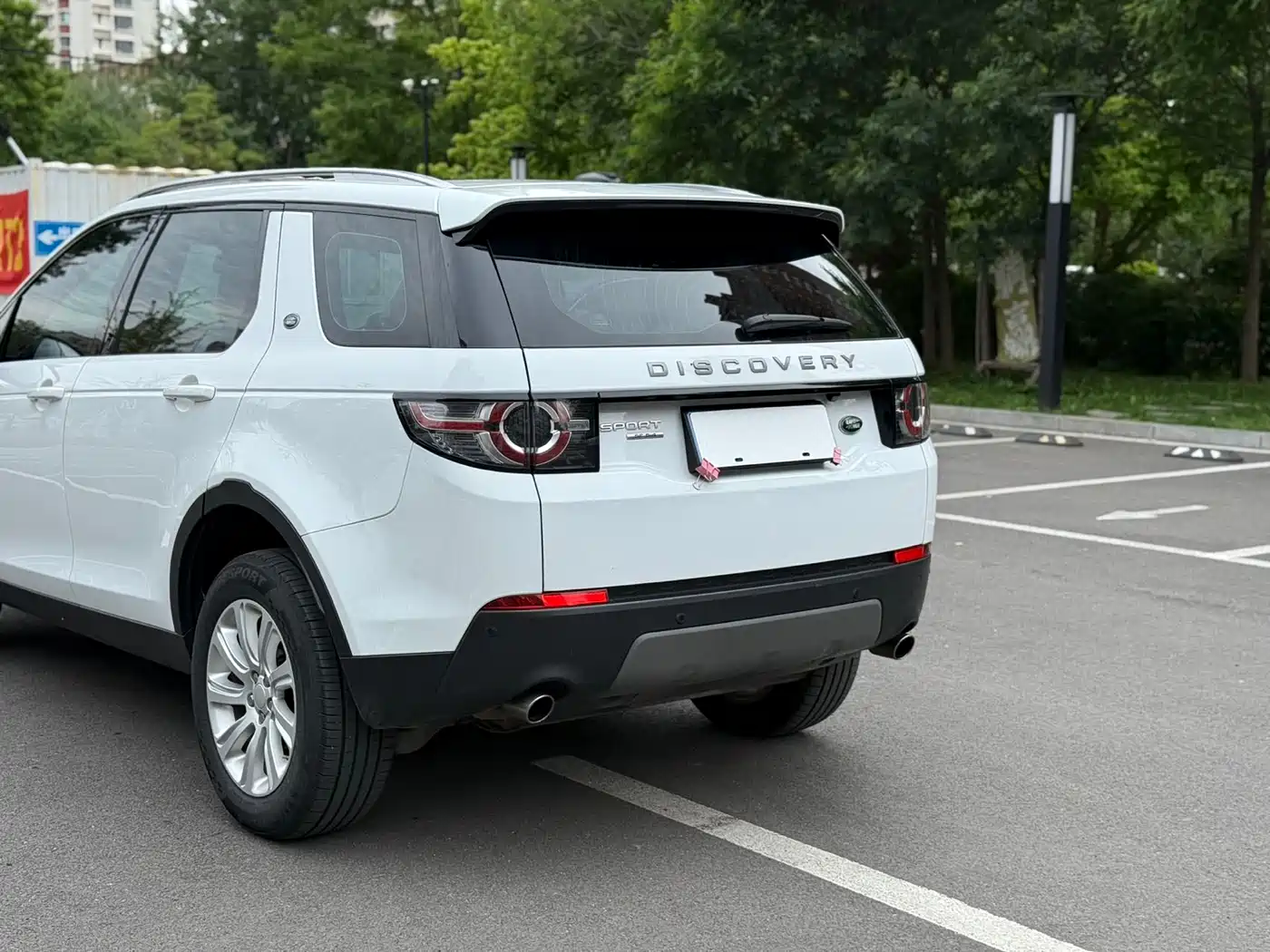 Land Rover Discovery Sport 2016 2.0T SE фото 14