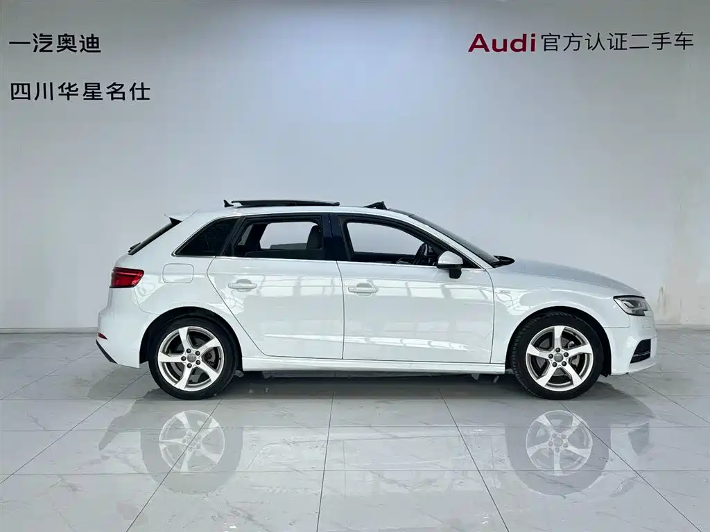 Audi A3 2019 Sportback 35 TFSI Fashion China VI фото 3