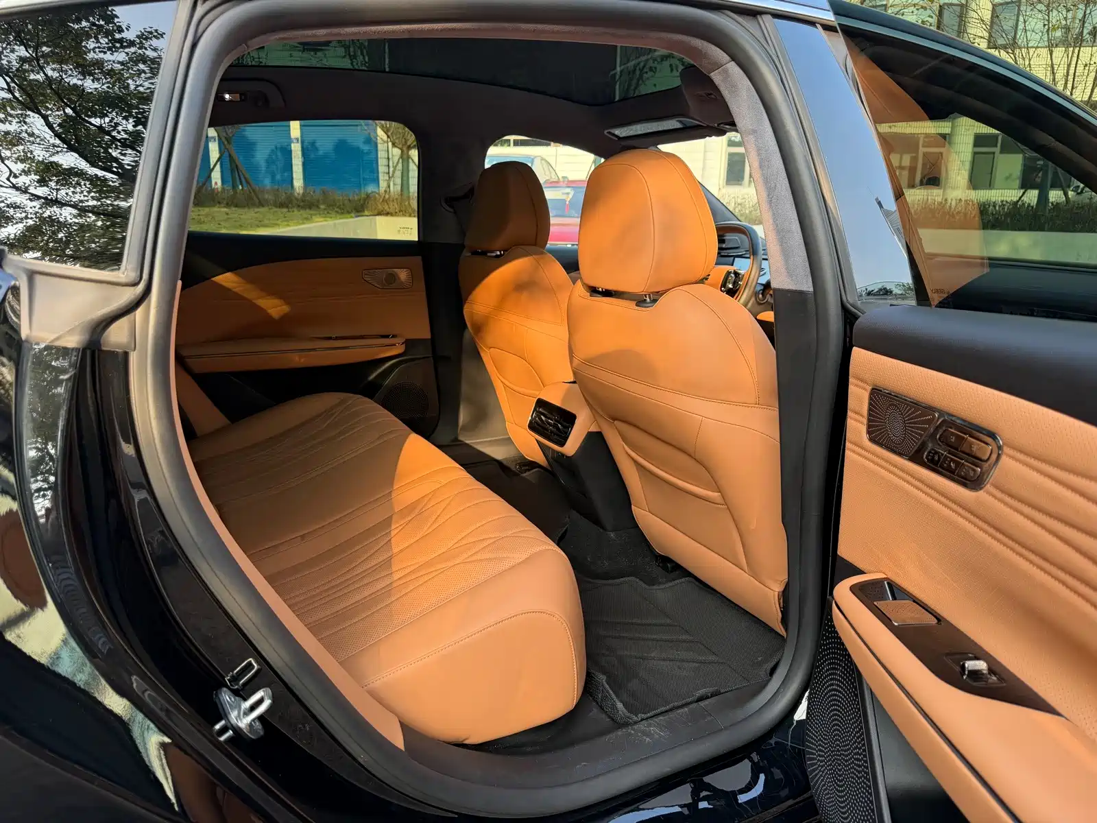 Фото 8 - Geely Galaxy Galaxy Xingyao 8