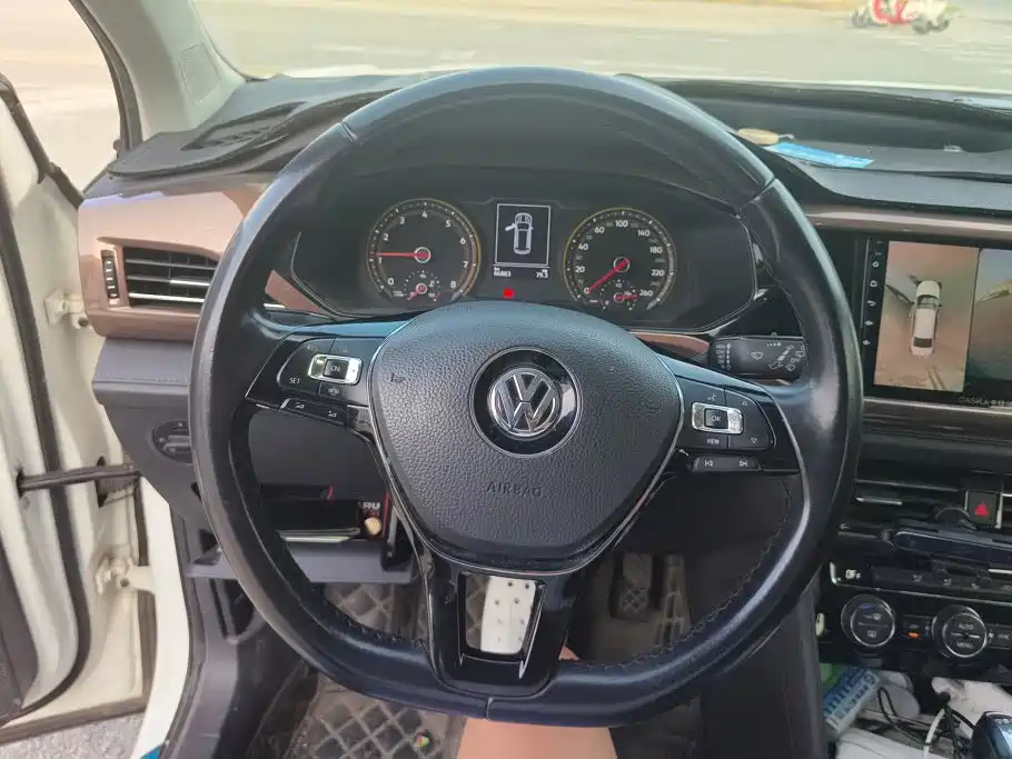Volkswagen Tharu 2019 2020 280TSI 2WD Comfort Edition China VI