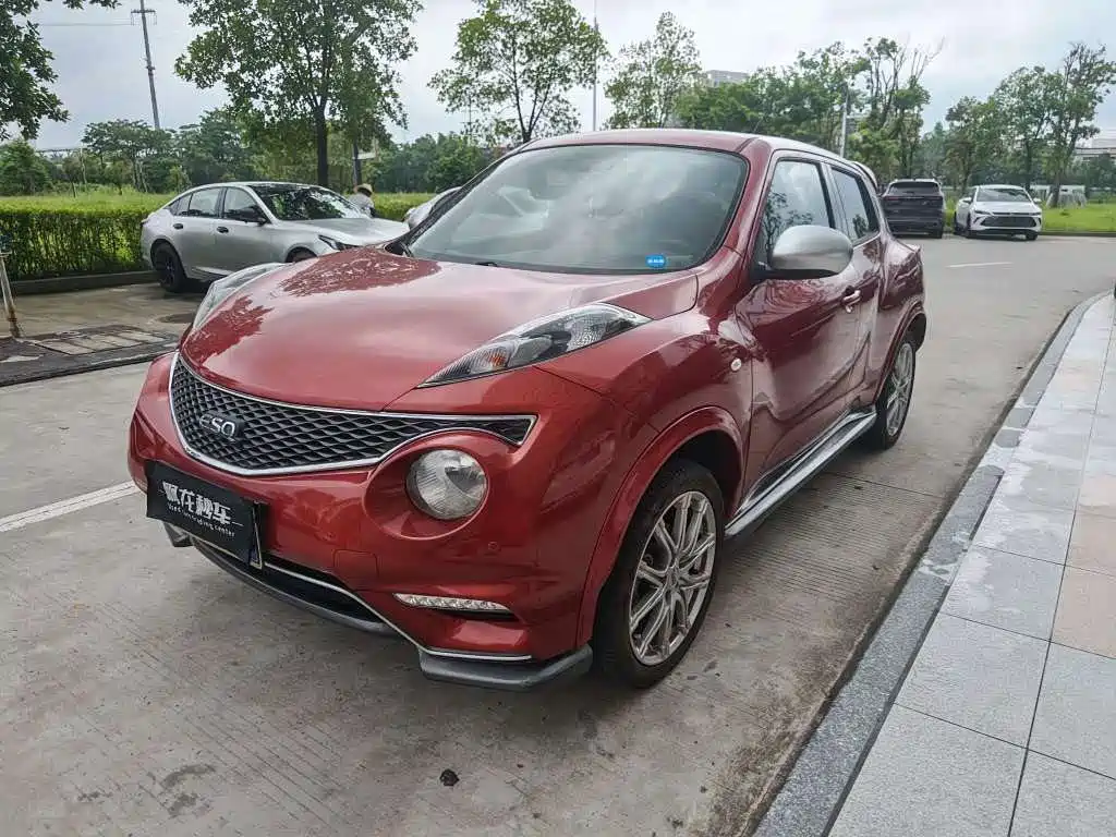 2019 Infiniti ESQ