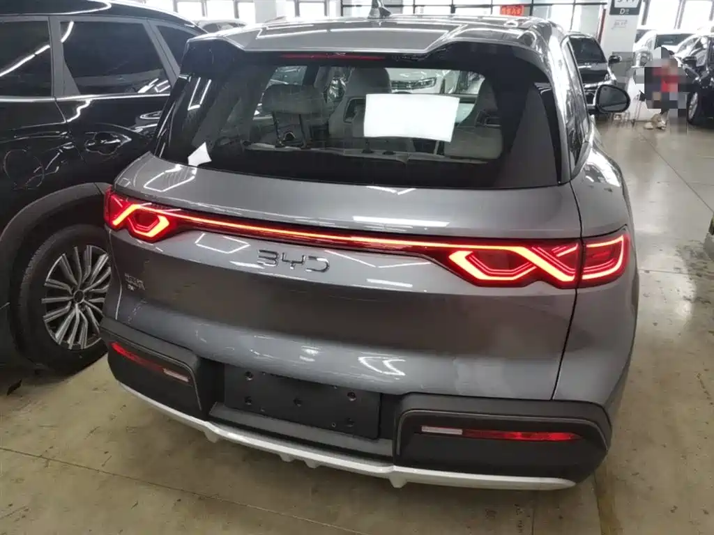 BYD Yuan UP 2025 Smart Drive Edition 401KM Vitality Version фото 6