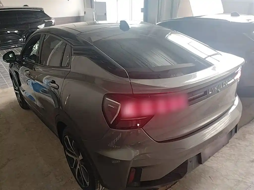 Lynk & Co 05 2020 2.0TD 4WD Halo Edition фото 5