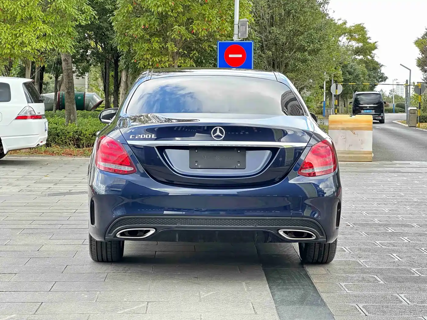 Mercedes-Benz C-Class 2016 2016 C 200 L Sport