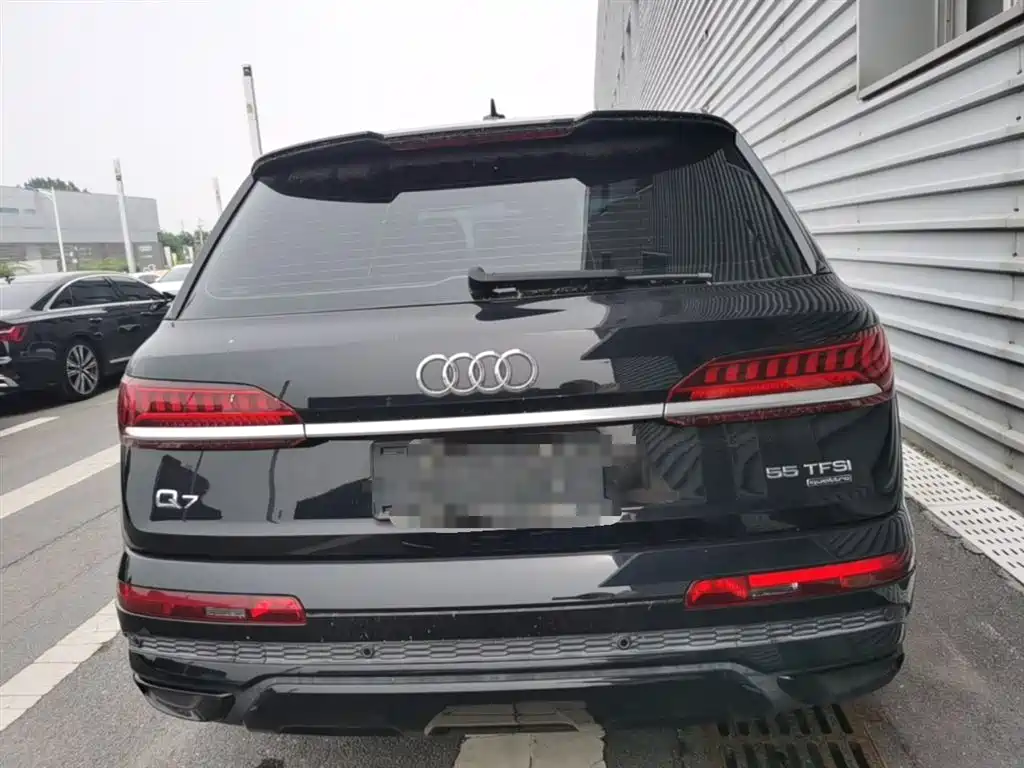 Audi Q7 2021 55 TFSI quattro S line Sport фото 10