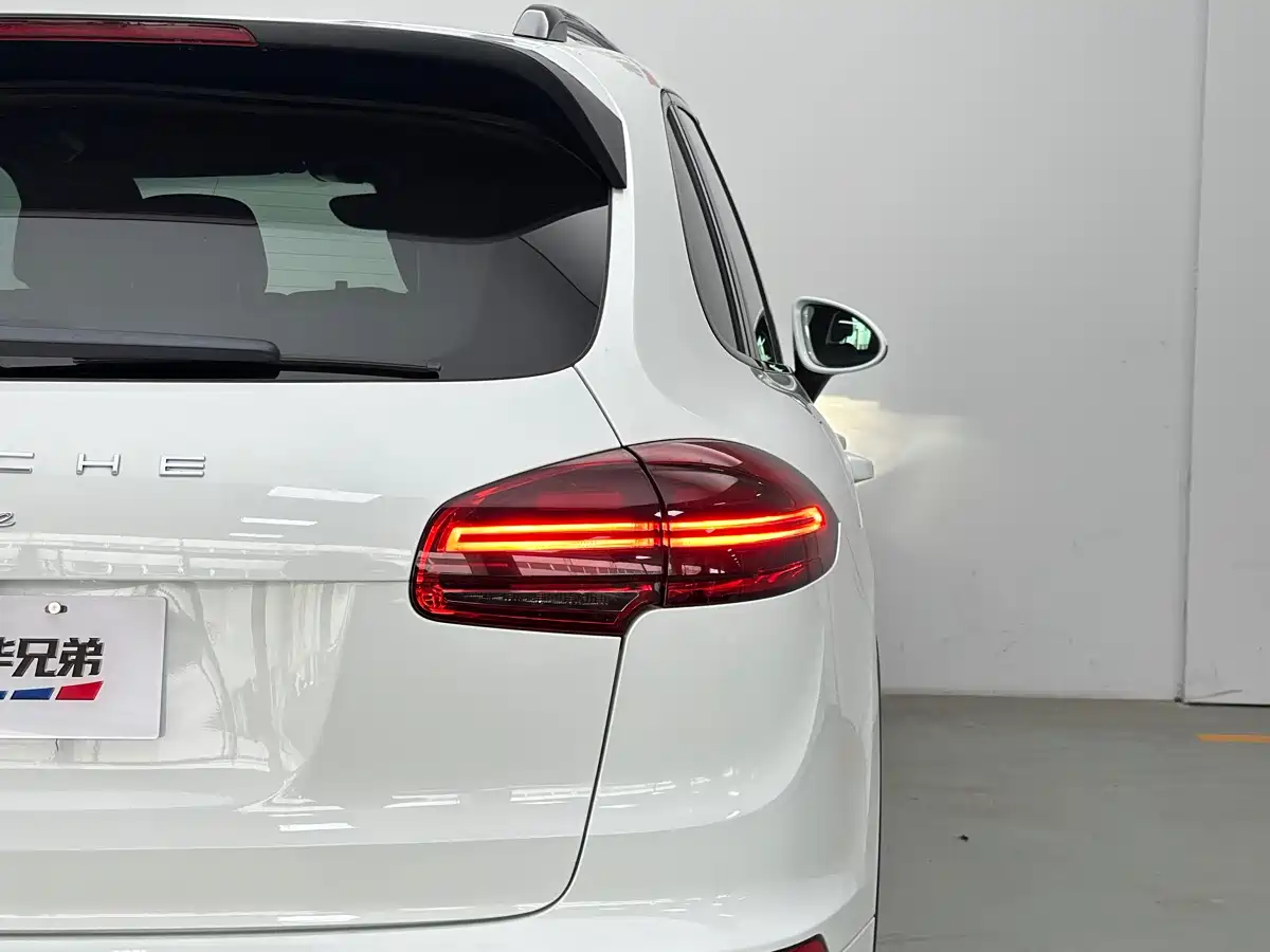 Porsche Cayenne 2015 Cayenne 3.0T фото 15