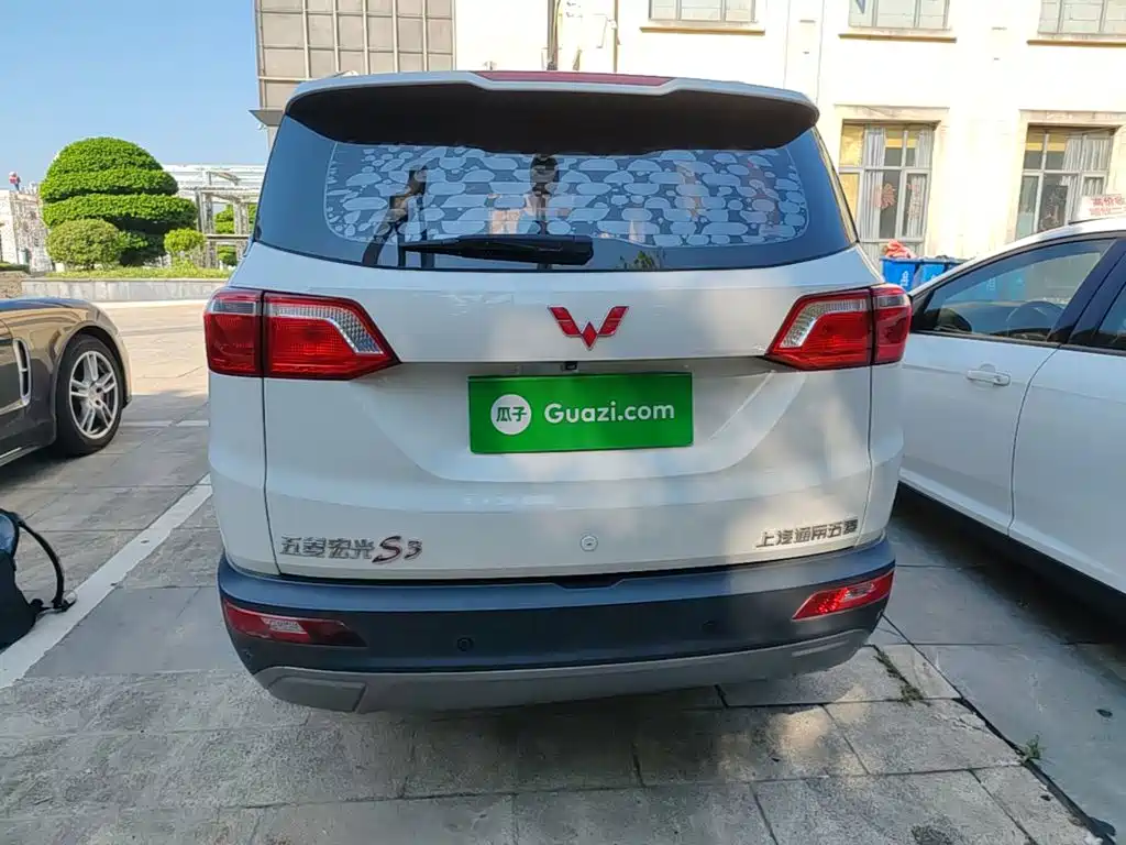 Wuling Motors Wuling Hongguang S3 2019 2018 1.5L Manual Luxury China V