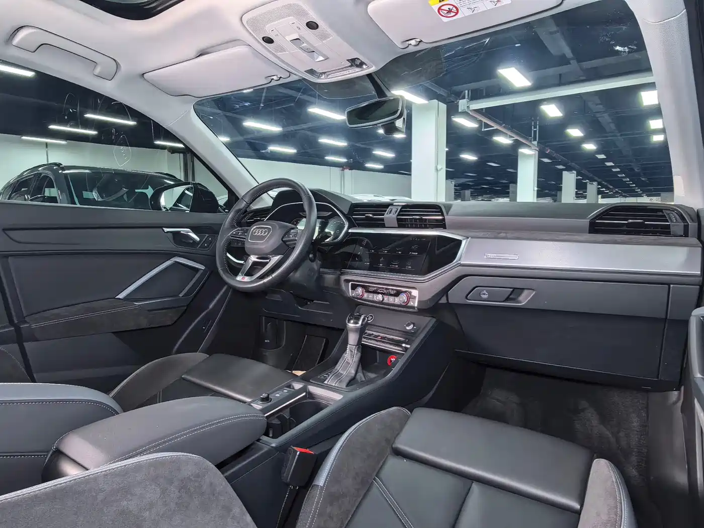 Audi Q3 Sportback 2022 35 TFSI Progressive фото 15