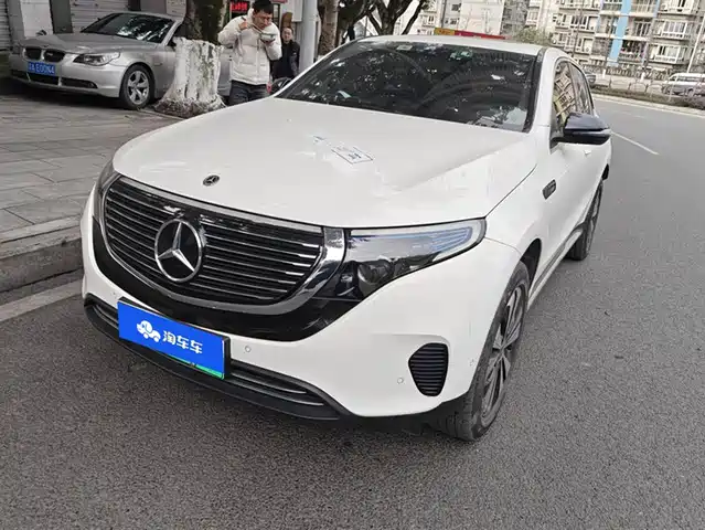 mercedes-benz eqc