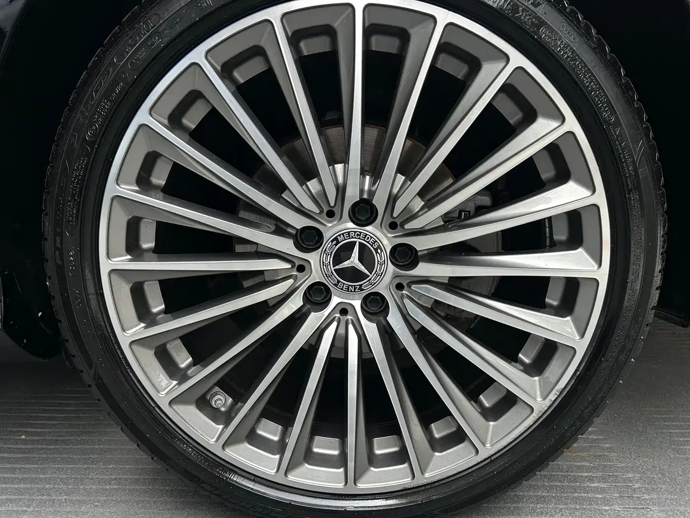 Mercedes-Benz E-Class 2023 Facelift E 260 L Sport фото 5